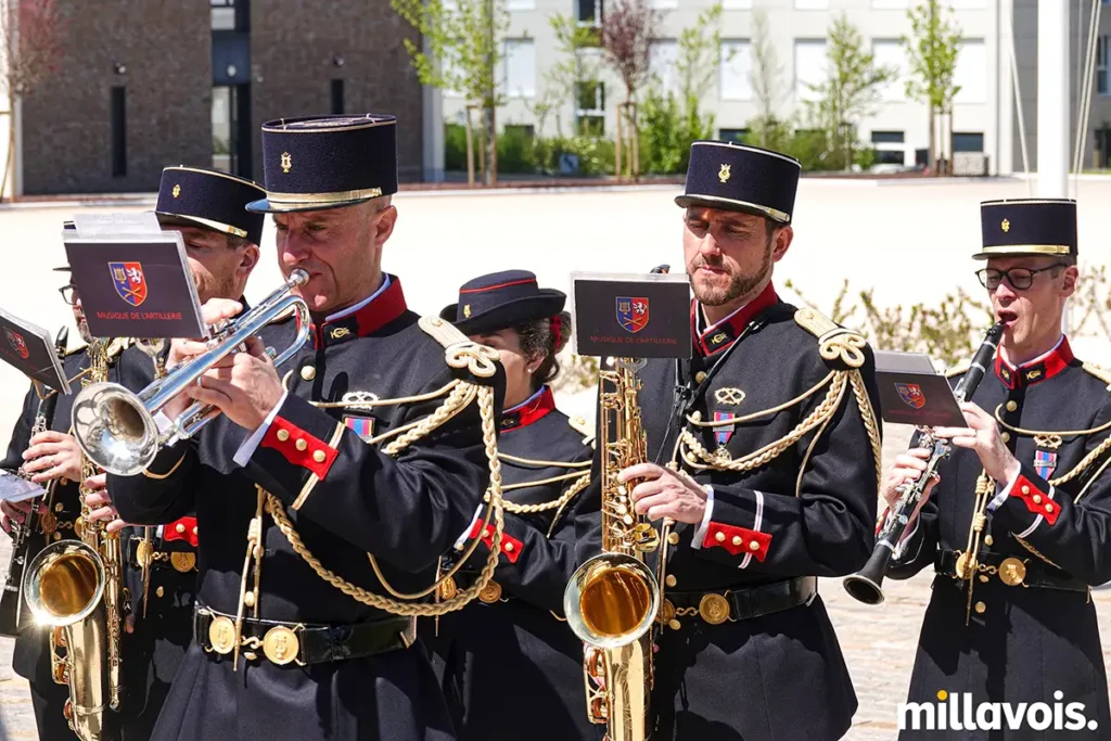 la cavalerie 13e dble legion etrangere ceremonie camerone 31