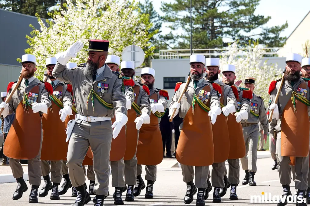 la cavalerie 13e dble legion etrangere ceremonie camerone 34