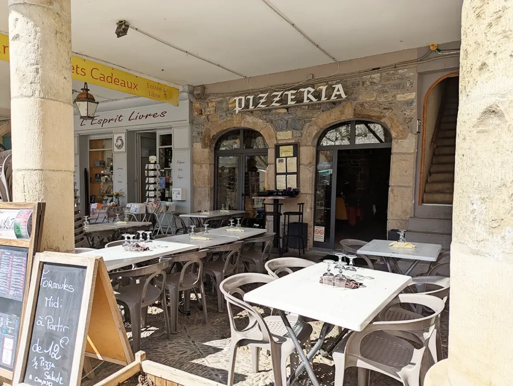 La Toscane : une pause gourmande en plein cœur de Millau 2 millau toscane pizzeria 01